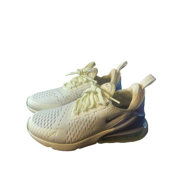 Nike Air Max 270 - Picture 2 of 10